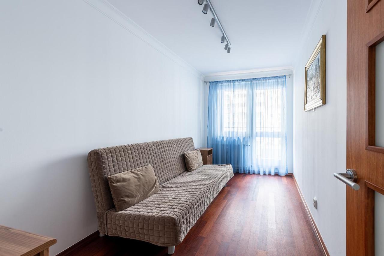 Bukowinska 12 Prywatne Mieszkanie 80M2 Z Dwiema Sypialniami I Balkonem 2X Bezplatne Miejsca Parkingowe Samodzielne Zameldowanie! Private Garage! Self Check-In System! وارسو المظهر الخارجي الصورة